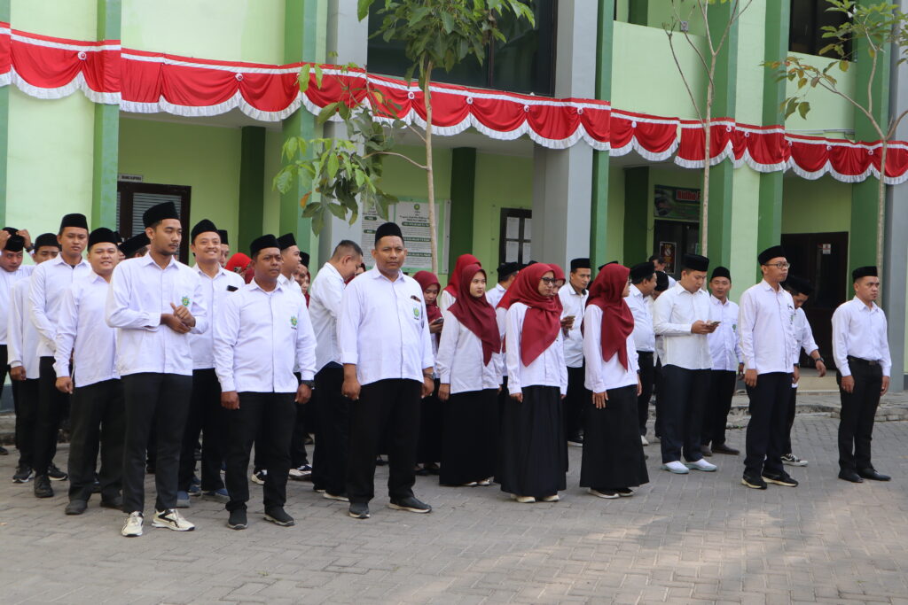 PRODI MPAI UNUGIRI IKUTI UPACARA HUT KE-80 KEMERDEKAAN REPUBLIK INDONESIA